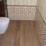 Фото укладки плитки - работа облицовщика