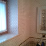 Фото укладка плитки в ванной - работа плиточника